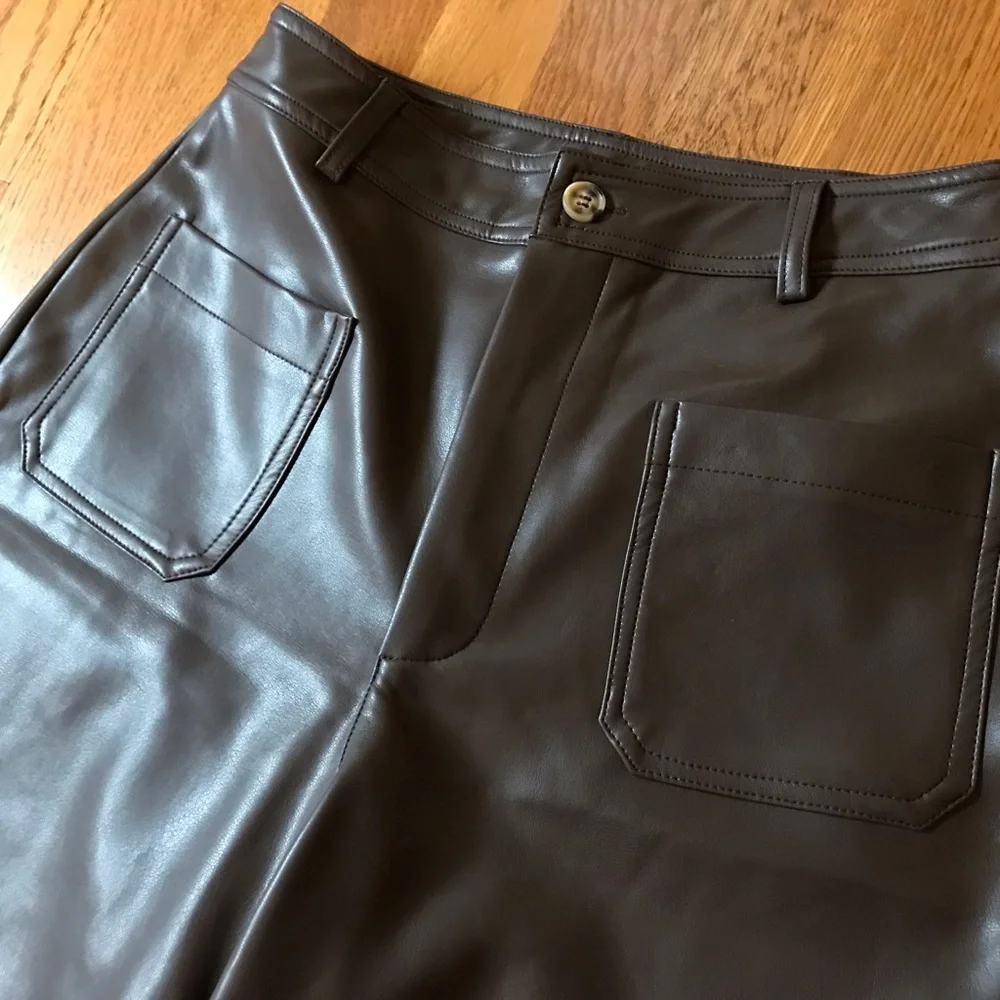 NWT Faux leather High waist wide leg  pants Dark brown size M - Picture 3 of 16
